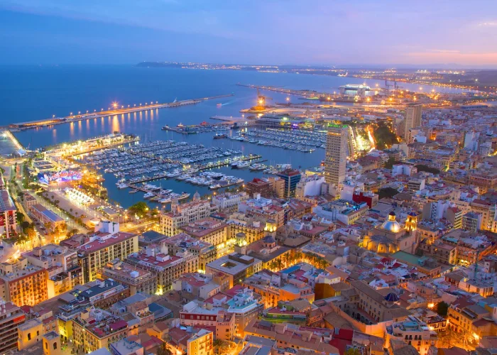 Servicio de grúa rápida en Alicante.